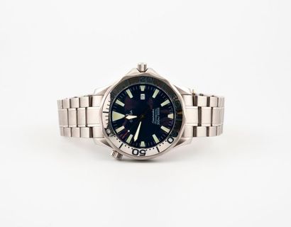 OMEGA, Seamaster Professionnal 

Montre bracelet d'homme en acier. 

Boîtier rond....