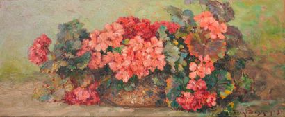 Eugene DEsHAYES (1862/68-1939) 

Coupe de fleurs. 

Huile sur panneau. 

Signée en...