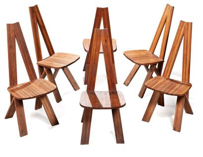 Pierre CHAPO (1927-1987) 
S45, circa 1960-70.
Suite de six chaises.
En bois naturel...