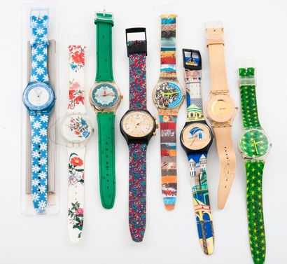 SWATCH 

Lot de huit montres de divers modèles.

Bracelets en plastique et en tissus.

Mouvements...