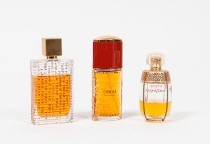 Yves Saint LAURENT 

Lot de 3 parfums et eaux de toilette comprenant :

- Cinéma,...