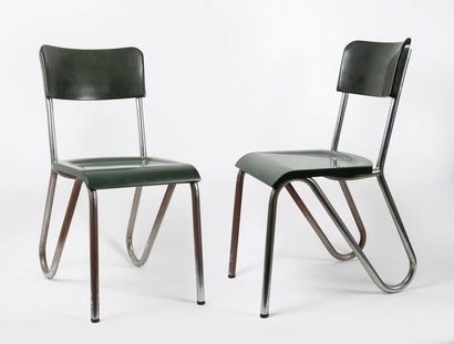 Attribué à Willem Hendrik GISPEN (1890-1981) 

Paire de chaises modernistes en métal...
