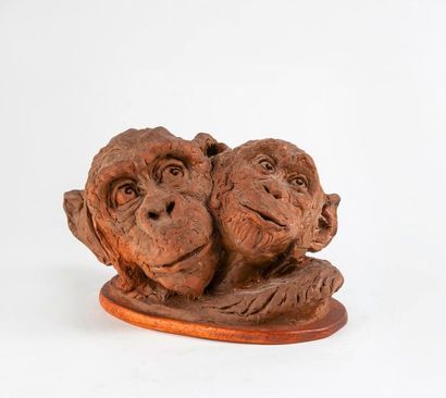 Robert GODEFROY (1928-2020) 

Têtes de singes.

Terre non cuite sur socle bois.

Signée.

16,5...