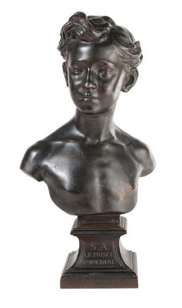 D'après Jean-Baptiste CARPEAUX (1827-1875) 
Le Prince impérial.
Buste en bronze patiné,...