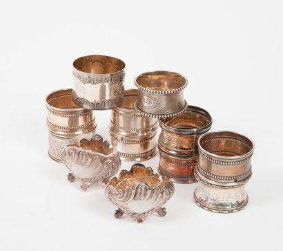 null 
Set of silver objects (950):

- ten napkin rings, various models.

- two salerons,...