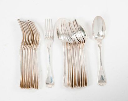 null 
Twelve (12) silver (950) table cutlery with coiled spatula.

Minerva and goldsmith...