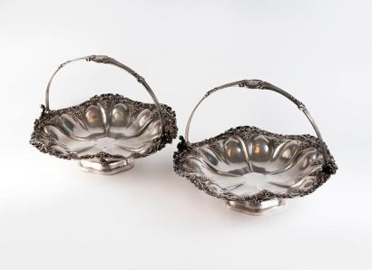 null CHRISTOFLE for Maurice MAYER, the King's goldsmith in Paris 

Pair of large...