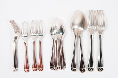 CHRISTOFLE, Talisman 

A lot comprising: 

-Two large cutlery in silver metal and...