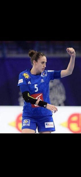 AYGLON SAURINA Camille (handball) France team jersey worn in competition and sig...