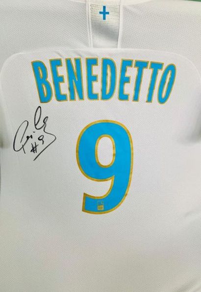 Darío BENEDETTO Maillot de foot signé de Darío Benedetto, joueur attaquant de l'Equipe...
