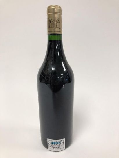 CHÂTEAU HAUT-BRION 

1 bouteille, 1993.

Niveau haut goulot.

Etiquette légèrement...