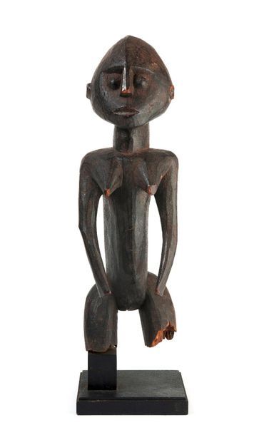 null COTE D'IVOIRE, Senoufo

Statuette de personnage féminin.

En bois représentée...