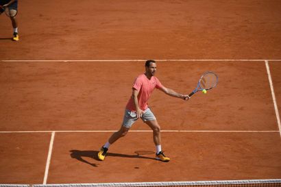Michaël Llodra Une heure de tennis sur un court de la FFT (Roland Garros ou Centre...
