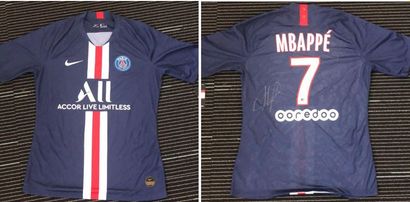 Maillot de Kylian MBAPPE beIN SPORTS, partner of Paris Saint-Germain, offers a Paris...