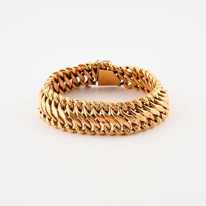 null Bracelet en or jaune (750) à maille américaine. 

Fermoir cliquet avec huit...