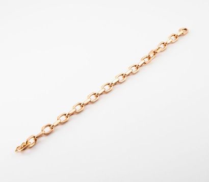 null Bracelet in yellow gold (750) with filed forçat mesh. 

Hook clasp. 

Weight...