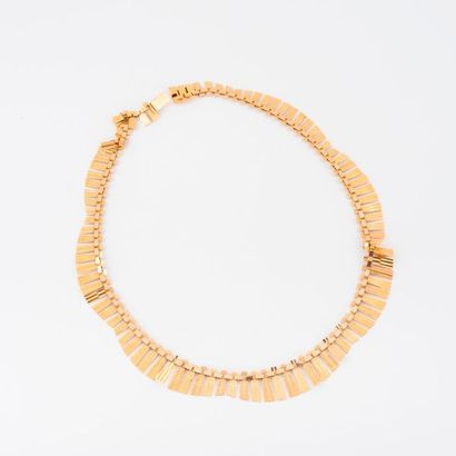 null Collier collerette en or jaune (750).

Poids net : 21 g - Long. : 41 cm 