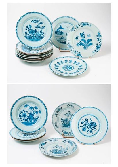 CHINE, Compagnie des Indes, XIXème siècle 

Ensemble de dix-huit assiettes en porcelaine...