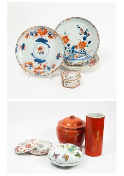 CHINE, fin du XIXème - XXème siècles 

Ensemble de huit objets en porcelaine blanche...