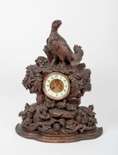 null Black Forest, late 19th or early 20th century.

Carved wooden bollard clock...