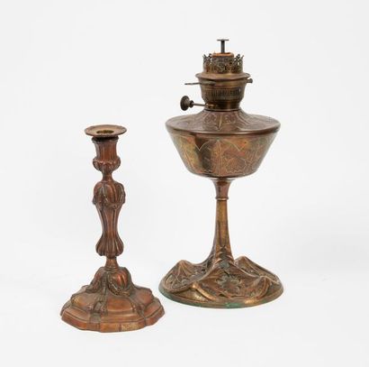 FRANCE, seconde moitié du XIXème siècle 

Bronze torch with copper patina with tap,...