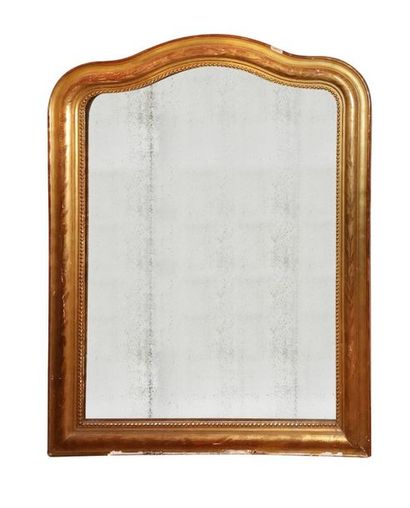 null Fireplace mirror with a gendarme's hat upper crossbeam with a molded wood frame...