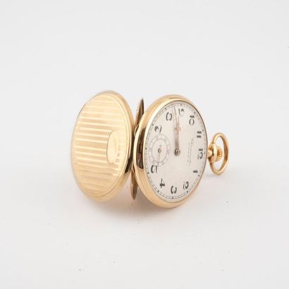 Chronomètre RODEX Gusset watch in yellow gold (750). 
 Grooved back cover. 
Dial...