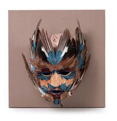 Danièle FERON (XXème-XXIème siècle) 
Mask, 1990.
Mixed technique, feathers.
Mask:...