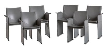 Tito Agnoli (1931-2012) 
*Suite de six fauteuils modèle Korium.
En cuir gris, surpiqûres...
