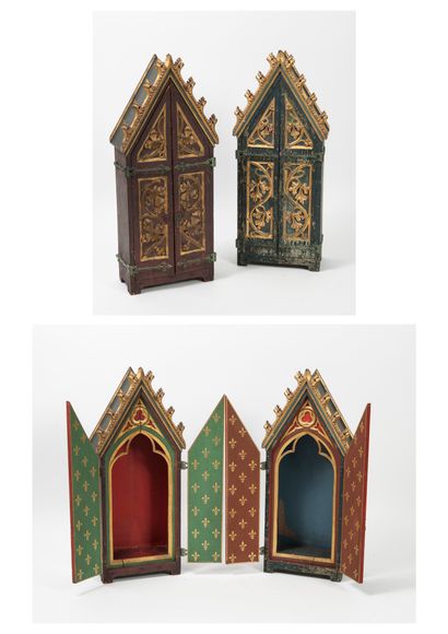 Travail néogothique, fin du XIXème siècle - début du XXème siècle. Deux petites armoires...
