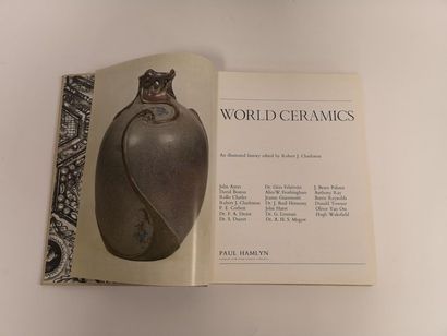 null World ceramics. 
Paul Hamlyn, Londres, 1968. 
Etat d'usage. 
Non collationné....
