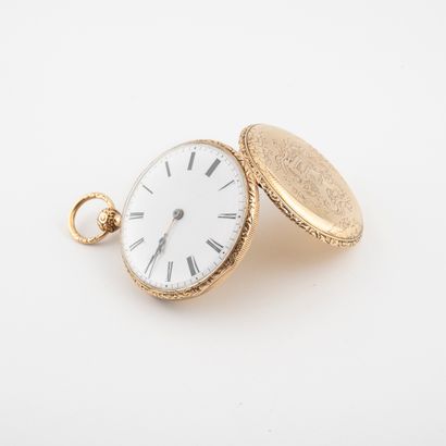 null Gusset watch in yellow gold (750)

Back cover with chiselled decoration of an...