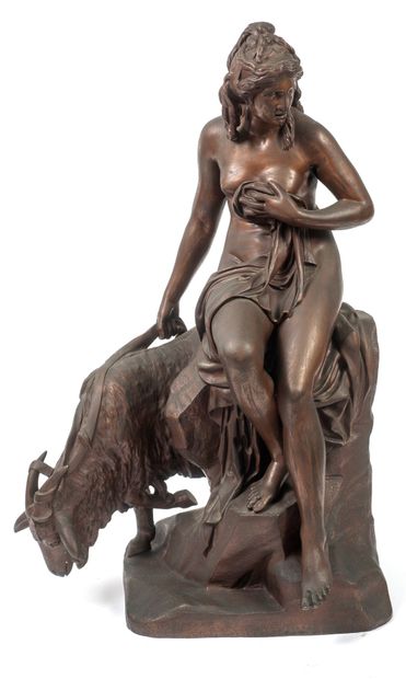 D'après Pierre JULIEN (1731-1804) Amalthea and the Goat of Jupiter.
Patinated bronze...