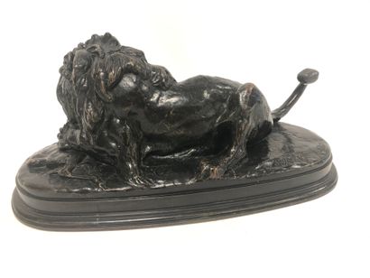 Antoine-Louis BARYE (1795-1875) Lion devouring a doe.
Bronze print with a shaded...
