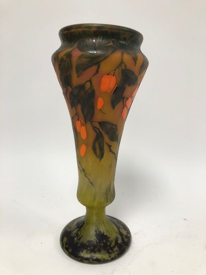 DAUM à Nancy Baluster vase on pedestal, with wide hemmed neck.
Proof in orange and...