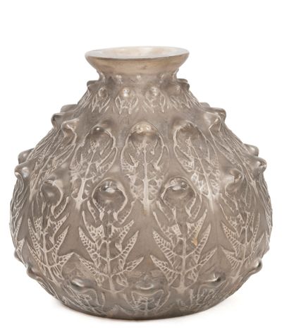 RENE LALIQUE (1860-1945) 
Fougères vase.
Model created in 1912.
Proof in blown-moulded...