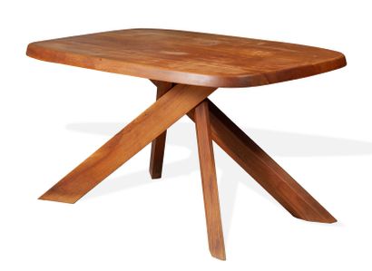 Pierre CHAPO (1927-1987) 
Dining room table, T35 A, circa 1960-1970.
Elm, the top...