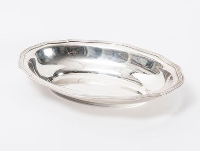 Tétard Frères Silver bowl (950) of oval shape with a curved edge underlined by nets....
