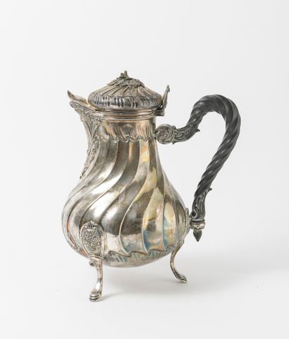 CARDEILHAC, Paris 
Silver (950) tripod coffee pot with twisted flutes and rocaille...