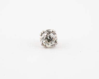 null Débris de clou d'oreille en or gris (750) orné de diamants de taille brillant...