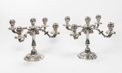 INDUSTRIA PERUANA PLATA ESTERLINA, CAMUSSO Pair of silver candelabras (925/min. 800)...