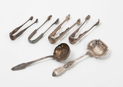 Silver (950) sugar serving utensils: 
- two...
