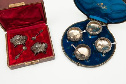 ANGLETERRE, Goldsmiths & Silversmiths Compagny Set of four tripod silver (925) and...