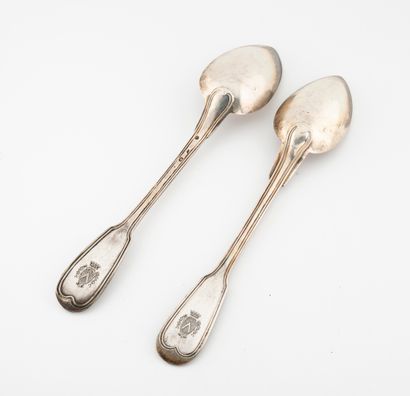 null Two silver ragout spoons (950), with filets, spatulas engraved with a cartouche...
