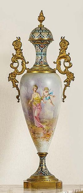 null 
PAIR OF PIRIFORM VESSELS In porcelain painted with a young woman and a Love...