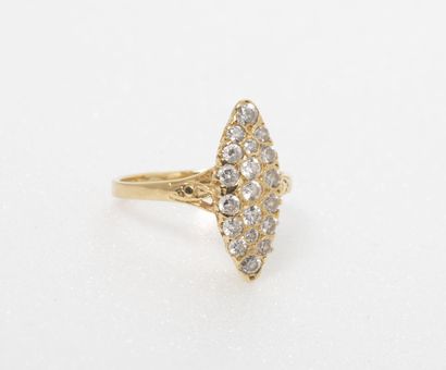 Yellow gold (750) marquise ring set with...