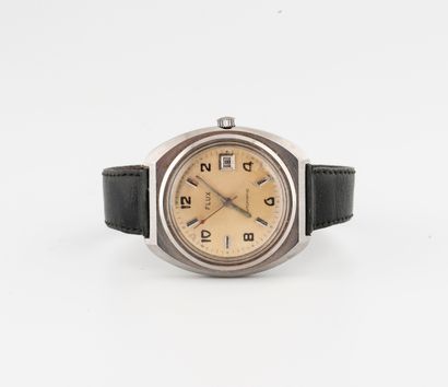 FLUX Men's wrist watch. 

Steel tonneau case. 

Dial with satin-brushed background,...
