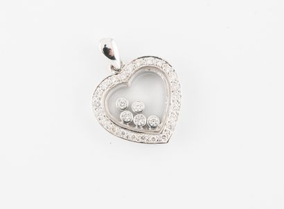 White gold (750) heart pendant centered with...