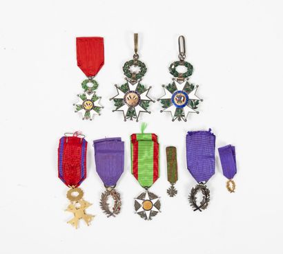 France * Croix de Guerre 1914-1918.

- une réduction en métal patiné, 1914-1915....