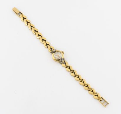 AW Watch Montre bracelet de dame en or jaune (750) 

Boîtier rond.

Cadran à fond...